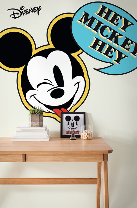 Selbstklebende Vlies Fototapete / Wandtattoo | Mickey Hey XXL | 127 x 200 cm