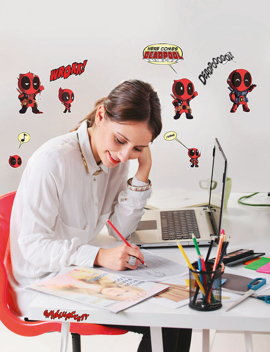 Wandtattoo | Deadpool Cute | 50 x 70 cm