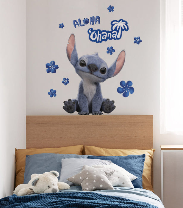 Komar NEU | Komar Wandtattoo - Disney Lilo and Stitch Live Action Ohana - Größe 50 x 70 cm