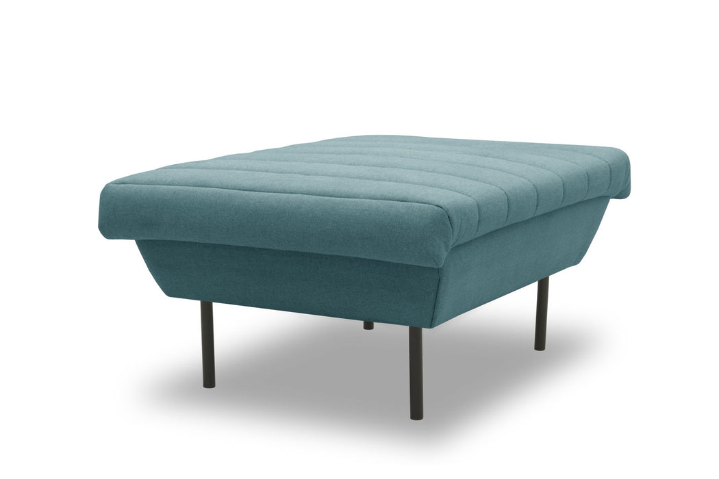 IX | Hocker Quadratisch | attraktive Steppung