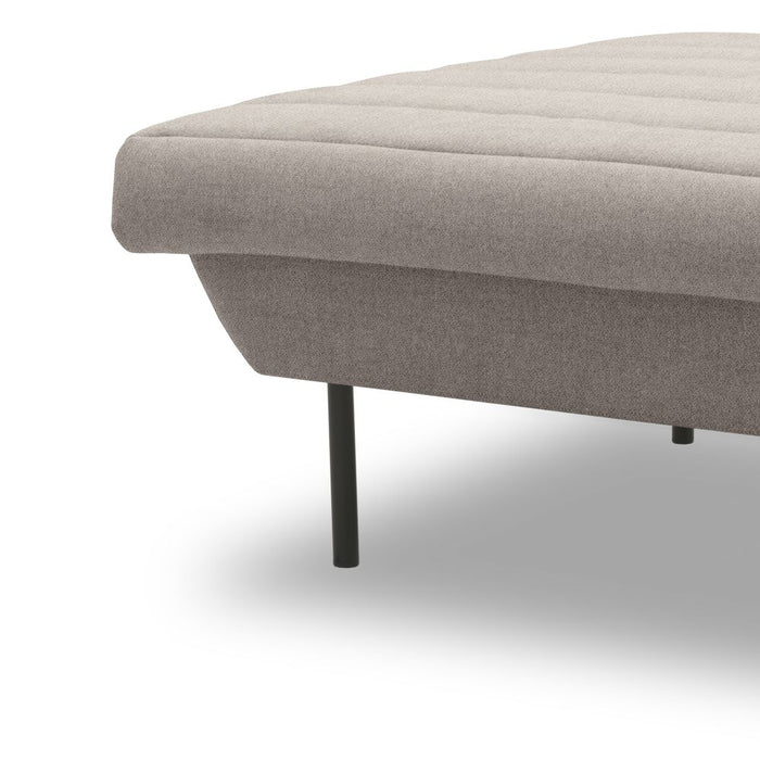 IX | Hocker Quadratisch | attraktive Steppung