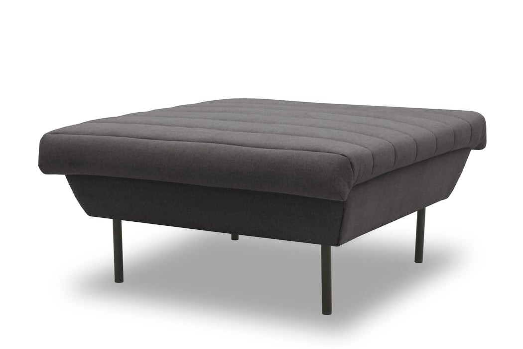 IX | Hocker Quadratisch | attraktive Steppung