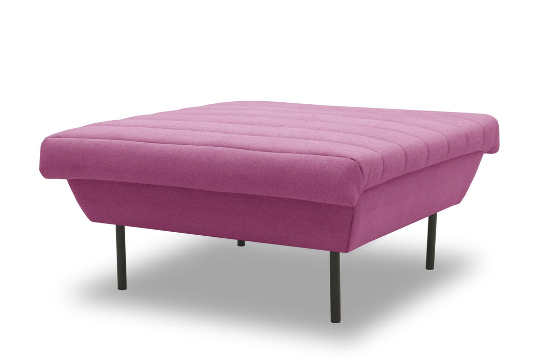 IX | Hocker Quadratisch | attraktive Steppung