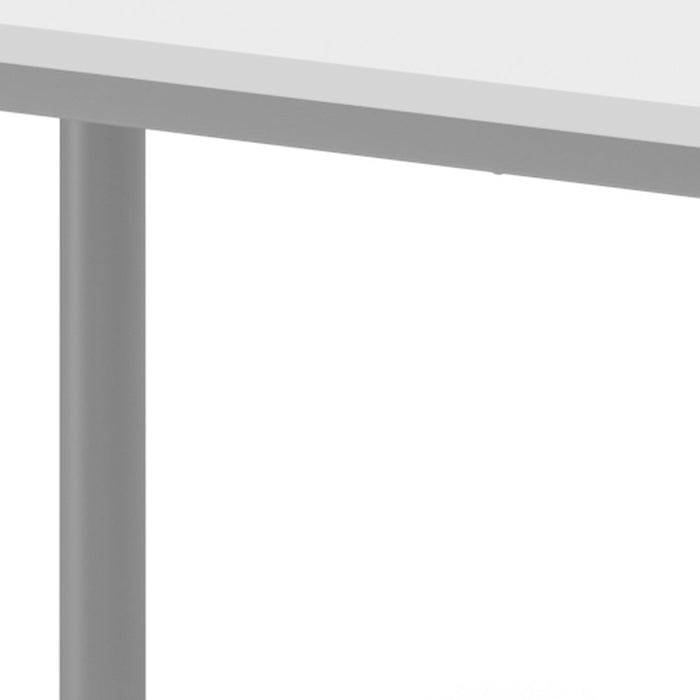 Hammerbacher | Schreibtisch 4Fuß-rd.140x67cm Weiß / Silber