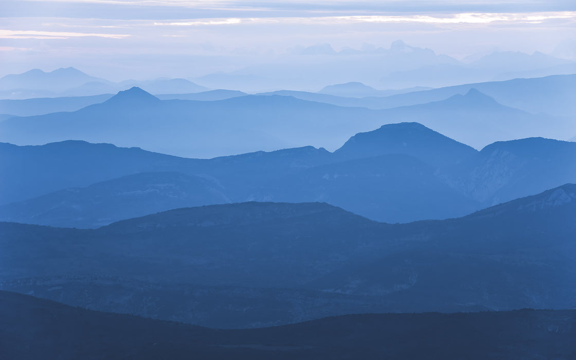 Digitaldruck Vlies Fototapete | Blue Mountain | 400 x 250 cm