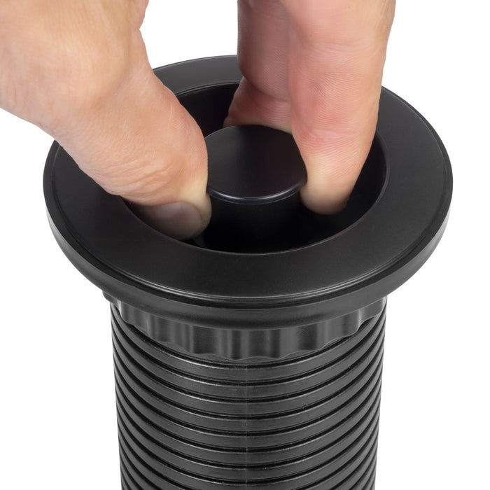 abnehmbarer Multistecker Vertikal, 3 Schuko-Stecker, 2 USB Typ A, Kunststoff Aluminium, Schwarz metallic