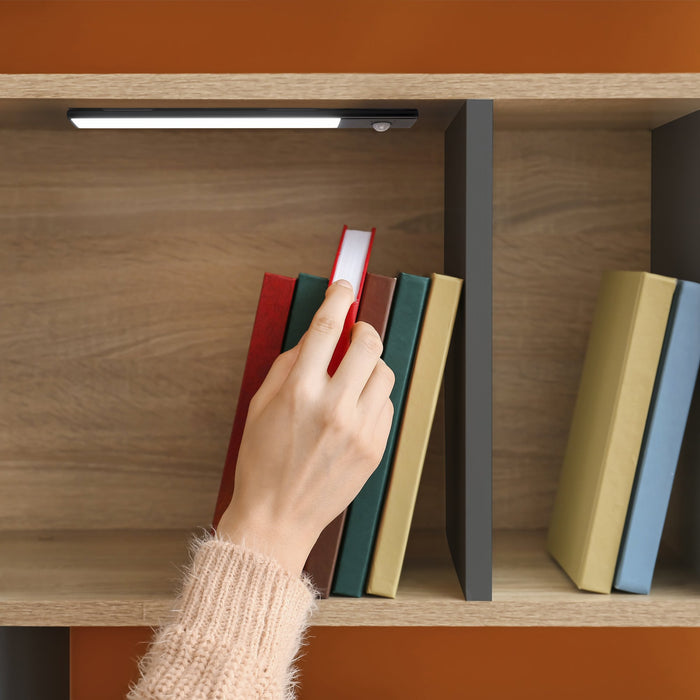 USB wiederaufladbare LED-Wandleuchte Kaus Black Bewegungssensor,, L400mm, Kunststoff Aluminium, Schwarzer Metallic-Lack