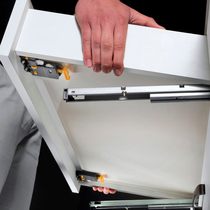 Emuca Satz Unterflurführungen Silver, Vollauszug, Schließautomatik Halterung, T 440mm, Stahl, Verzinkt