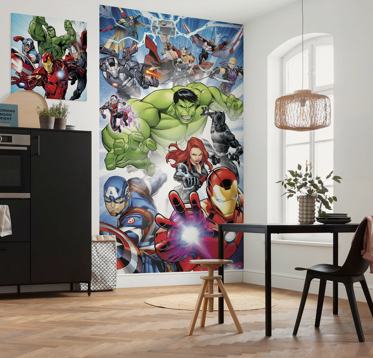 Komar NEU | Komar Vlies Fototapete - Marvel Avengers Protect - Größe 150 x 250 cm