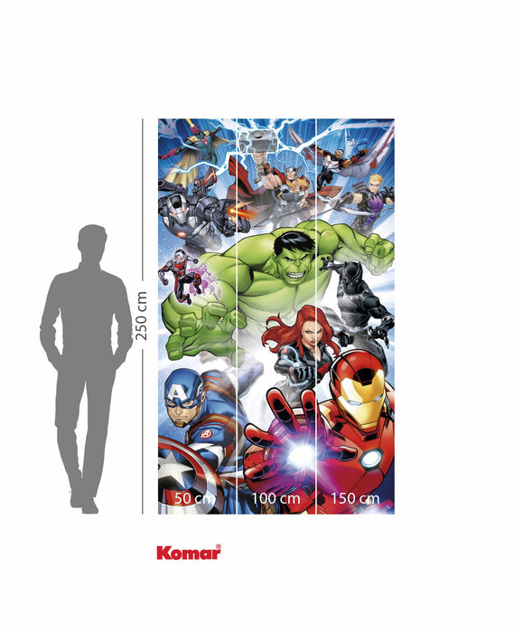 Komar NEU | Komar Vlies Fototapete - Marvel Avengers Protect - Größe 150 x 250 cm