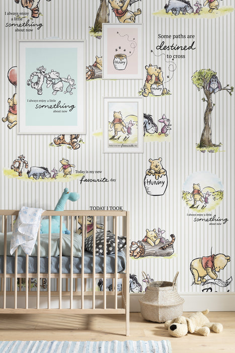 Digitaldruck Vlies Fototapete | Winnie the Pooh Stripes | 200 x 280 cm