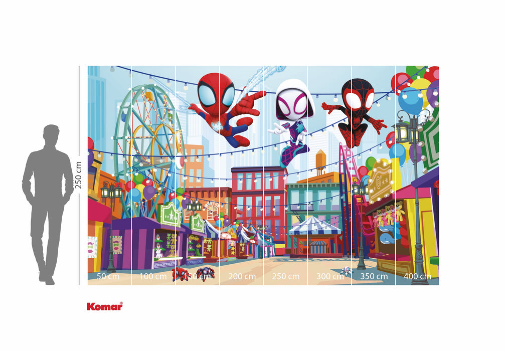 Komar NEU | Komar Vlies Fototapete - Marvel Spidey And His Amazing Friends Theme Park - Größe 400 x 250 cm