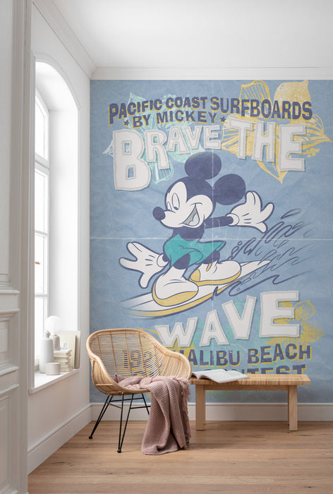 Digitaldruck Vlies Fototapete | Mickey Brave the Wave | 200 x 280 cm