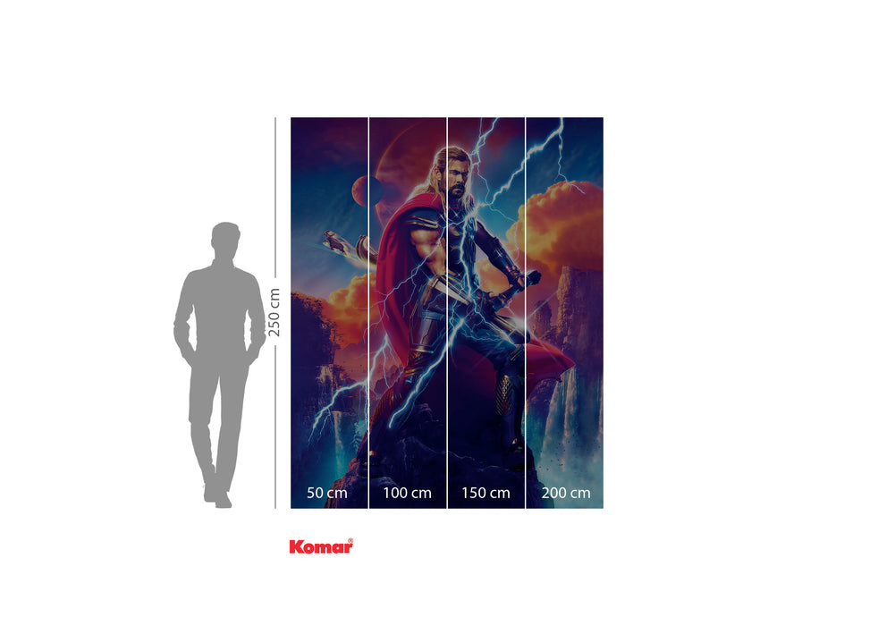 Komar NEU | Digitaldruck Vlies Fototapete - Love and Thunder Adventure - Größe 200 x 250 cm