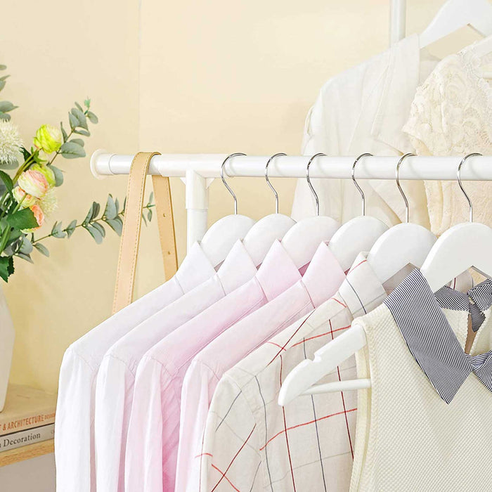 AUSLAUF SONGMICS | Clothes Rack, Metal Clothing Stand with 2 Hanging Rails und 2 Storage Shelves, Max. Load 70 kg, Easy Assembly, weiß RDR02WT