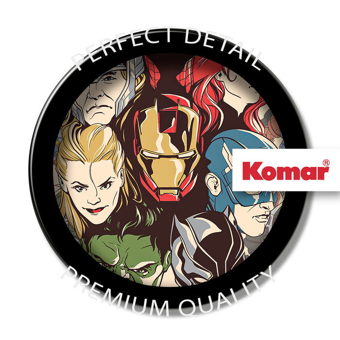 Komar NEU | Keilrahmenbild - Avengers Strike Back - Größe 40 x 40 cm