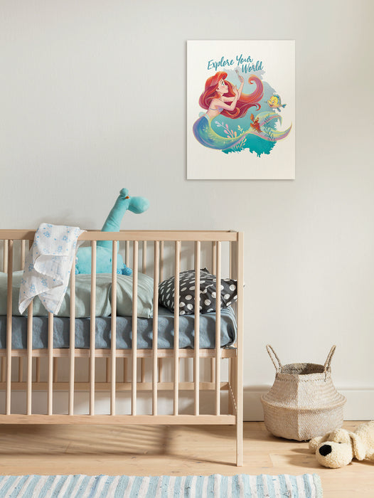 Komar NEU | Komar Keilrahmenbild - Disney Ariel Explore your World - Größe: 30 x 40 cm