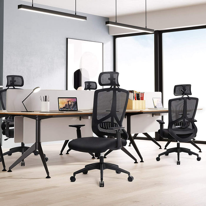 AUSLAUF SONGMICS | Ergonomic Office und Desk Chair with Lumbar Support, Swivel Computer Chair with Adjustable Headrest und Armrests, Rocker Function, und Height Adjustment, Black OBN53BK