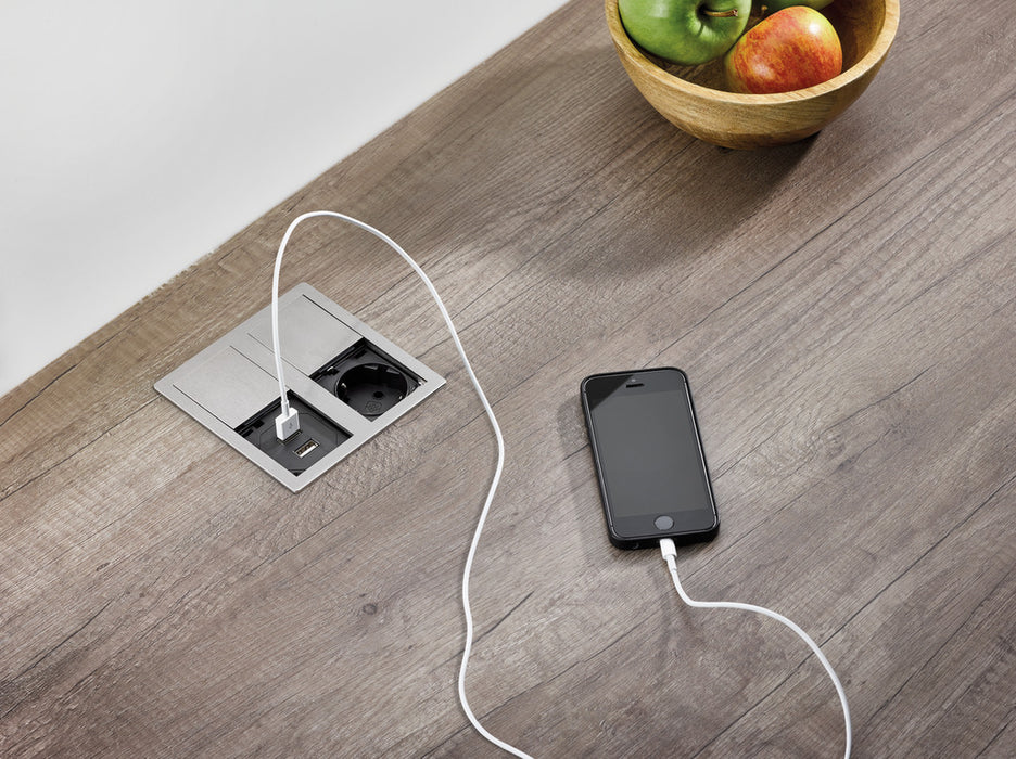 Naber | Plaza 2 | Einbausteckdosenelemente | Edelstahl gebürstet