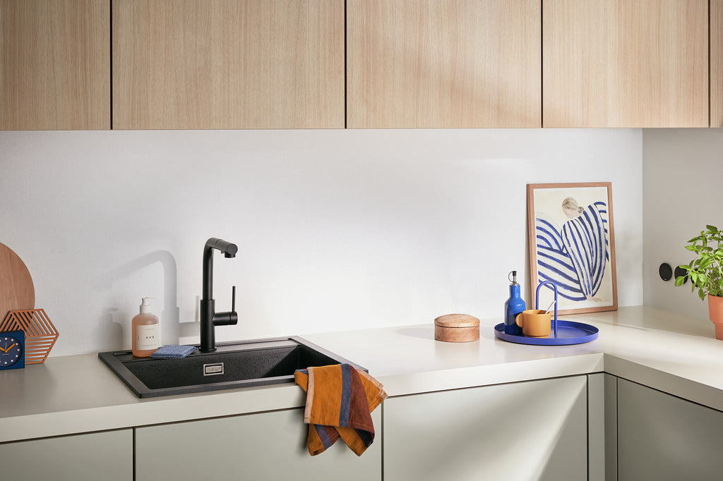 Naber | Spazzolato edelstahlfarbig, Nischenrückwand, Aluminium, 3,5 mm, glänzend