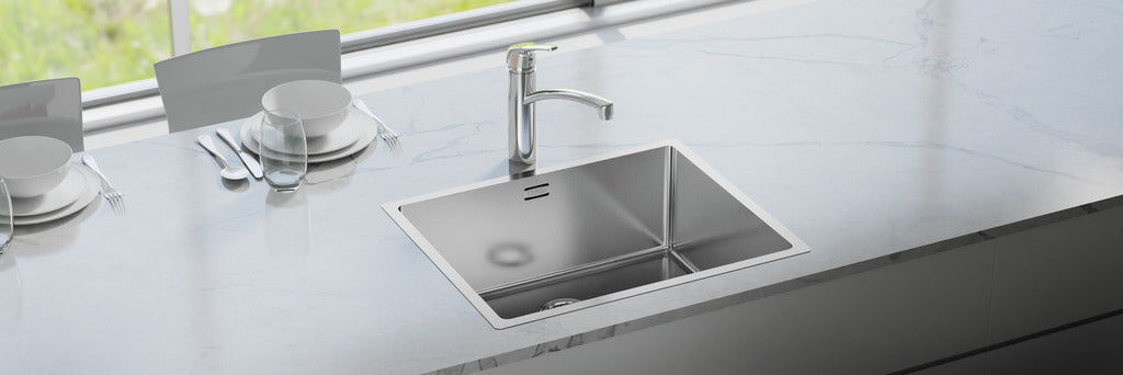 Naber | Corno Piu PFU2 | Einbauspüle | Set (Spüle u. Armatur Mio 3)