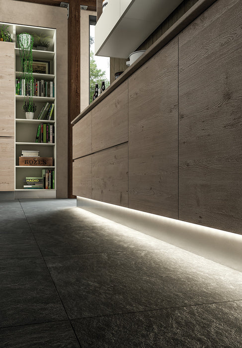 Naber | Calamaro LED Flex Stripes Farbwechsel inkl. Sockelprofil | LED Stripe | L 2600 mm | weiß