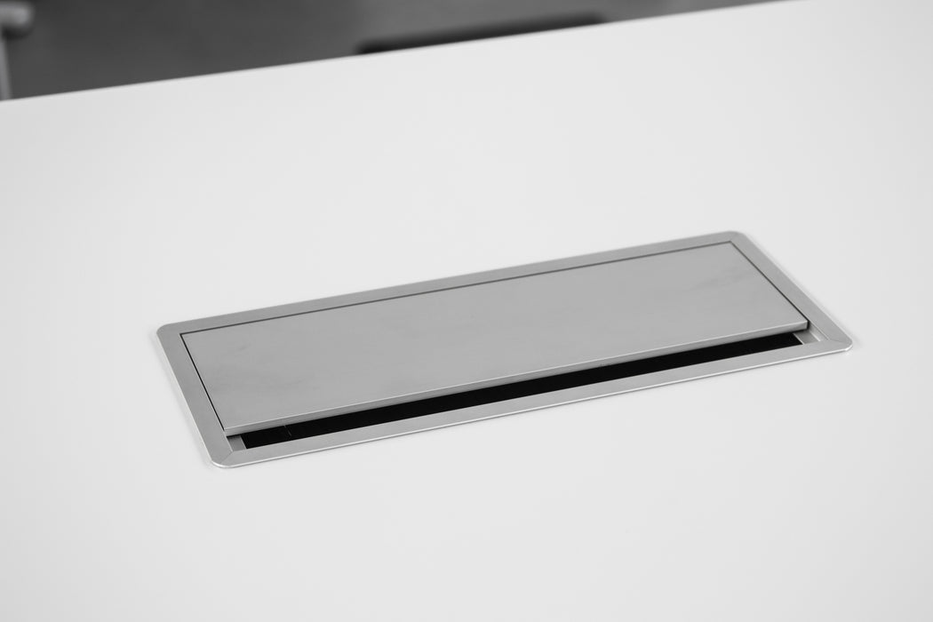 Hammerbacher NEU | Kabelklappe ELKL3 mit Einbau