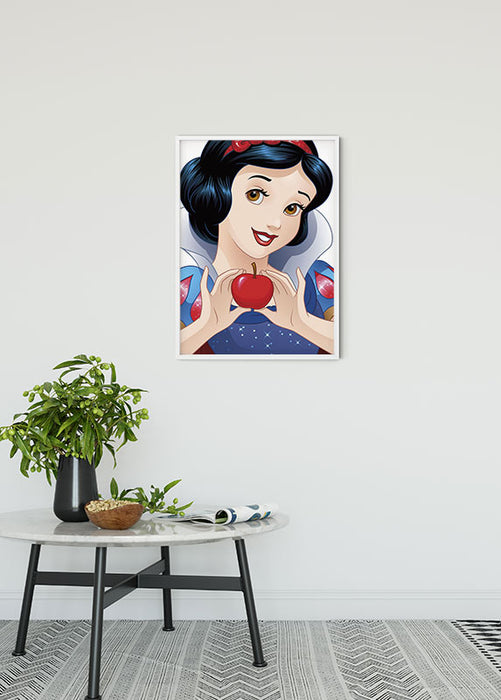 Komar NEU | Wandbild - Snow White Portrait - Größe 40 x 50 cm