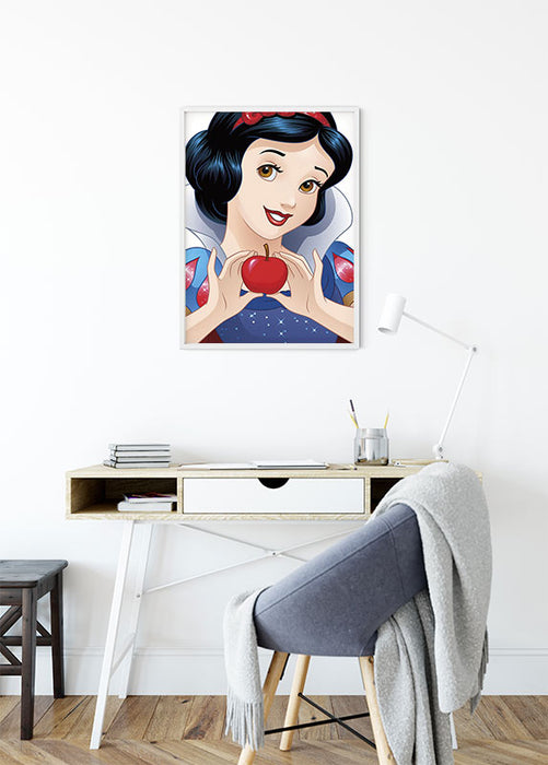 Komar NEU | Wandbild - Snow White Portrait - Größe 40 x 50 cm