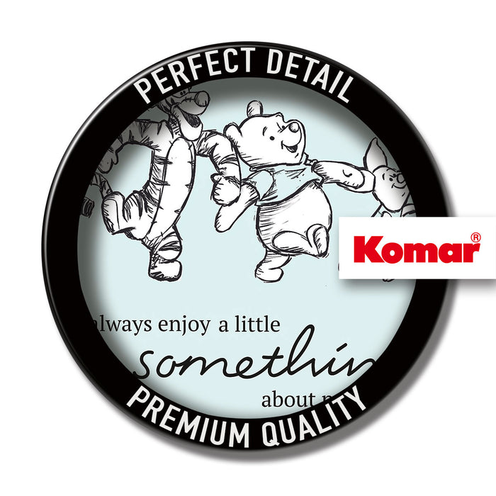 Komar NEU | Wandbild - Winnie the Pooh Little Something - Größe 30 x 40 cm