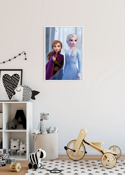 Komar NEU | Wandbild - Frozen Sisters in the Wood - Größe 30 x 40 cm