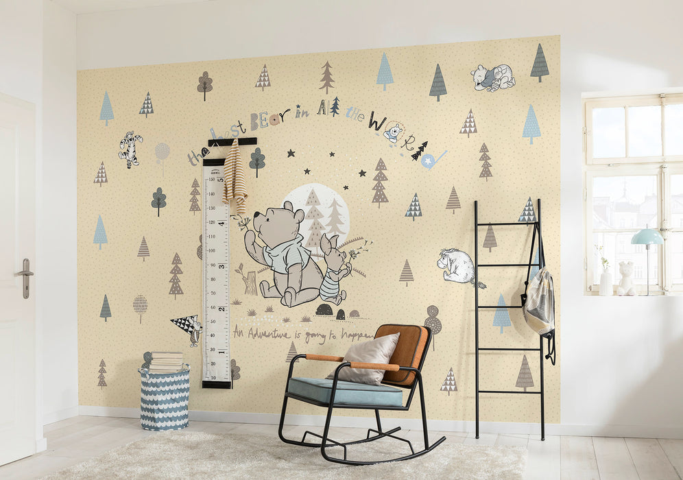 Komar NEU | Digitaldruck Vlies Fototapete - Winnie the Pooh Best Bear - Größe 400 x 260 cm