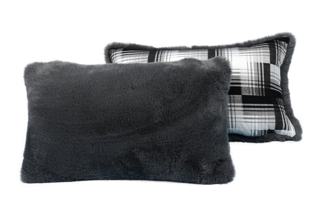 Star Home | Webpelz Amala Kissen | anthrazit/ kariert | 30 x 50 cm | mit Füllung
