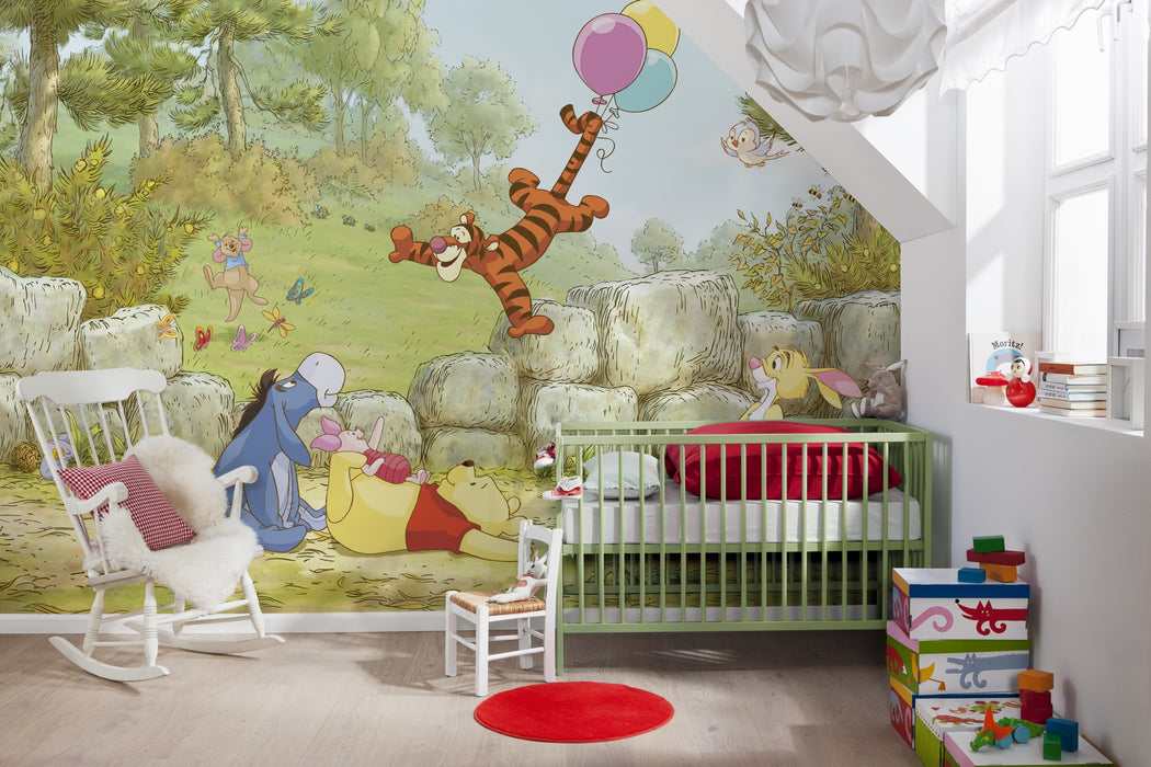 Komar | Papier Fototapete | Winnie Pooh Ballooning | Größe 368 x 254 cm