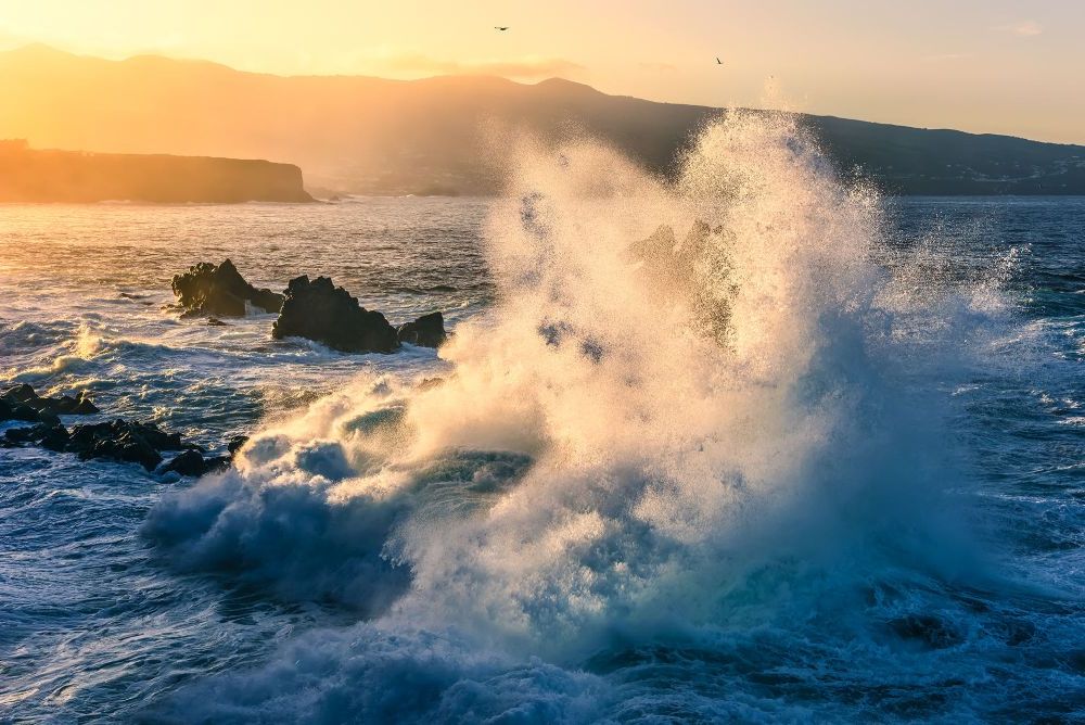 Vlies Fototapete | Exploding Elements | Größe 300 x 200 cm