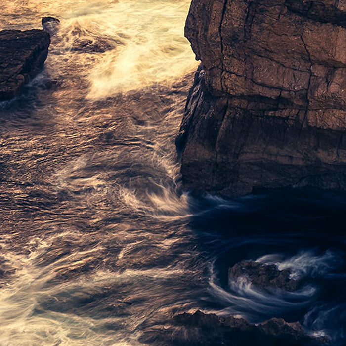 Vlies Fototapete | Pillar Parade | Größe 200 x 250 cm