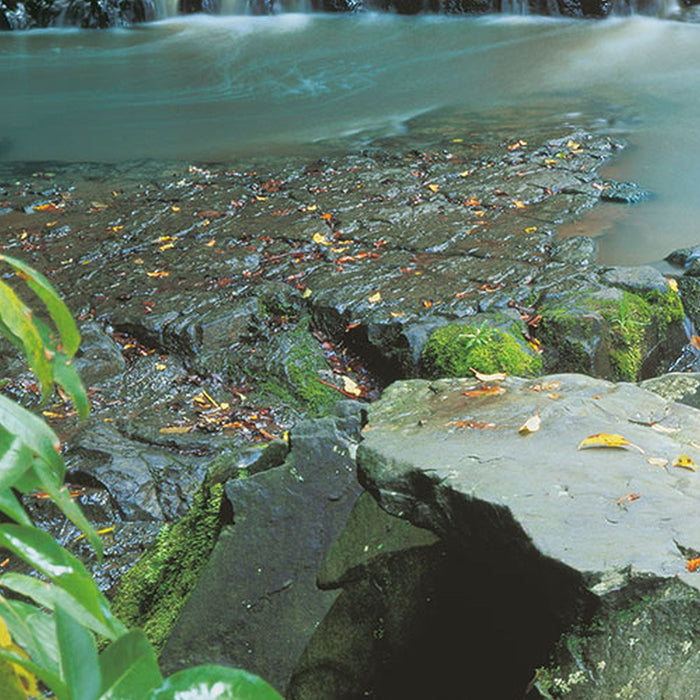 Vlies Fototapete | Pura Kaunui Falls | Größe 300 x 250 cm