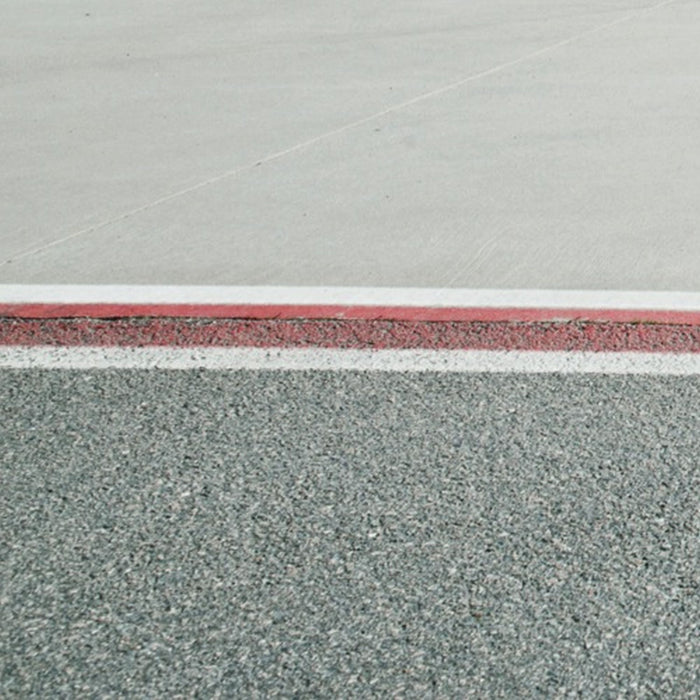 Komar | Vlies Fototapete | Runway | Größe 350 x 250 cm